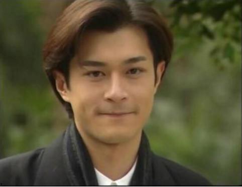 吃瓜进娱乐圈然后火了,意外走红娱乐圈的爆笑传奇