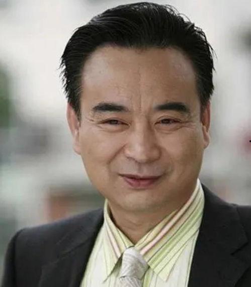 娱乐吃瓜小将岳跃利,娱乐吃瓜界的风云人物