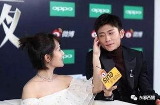 娱乐吃瓜两人直播,娱乐吃瓜达人带你领略直播界的欢乐盛宴